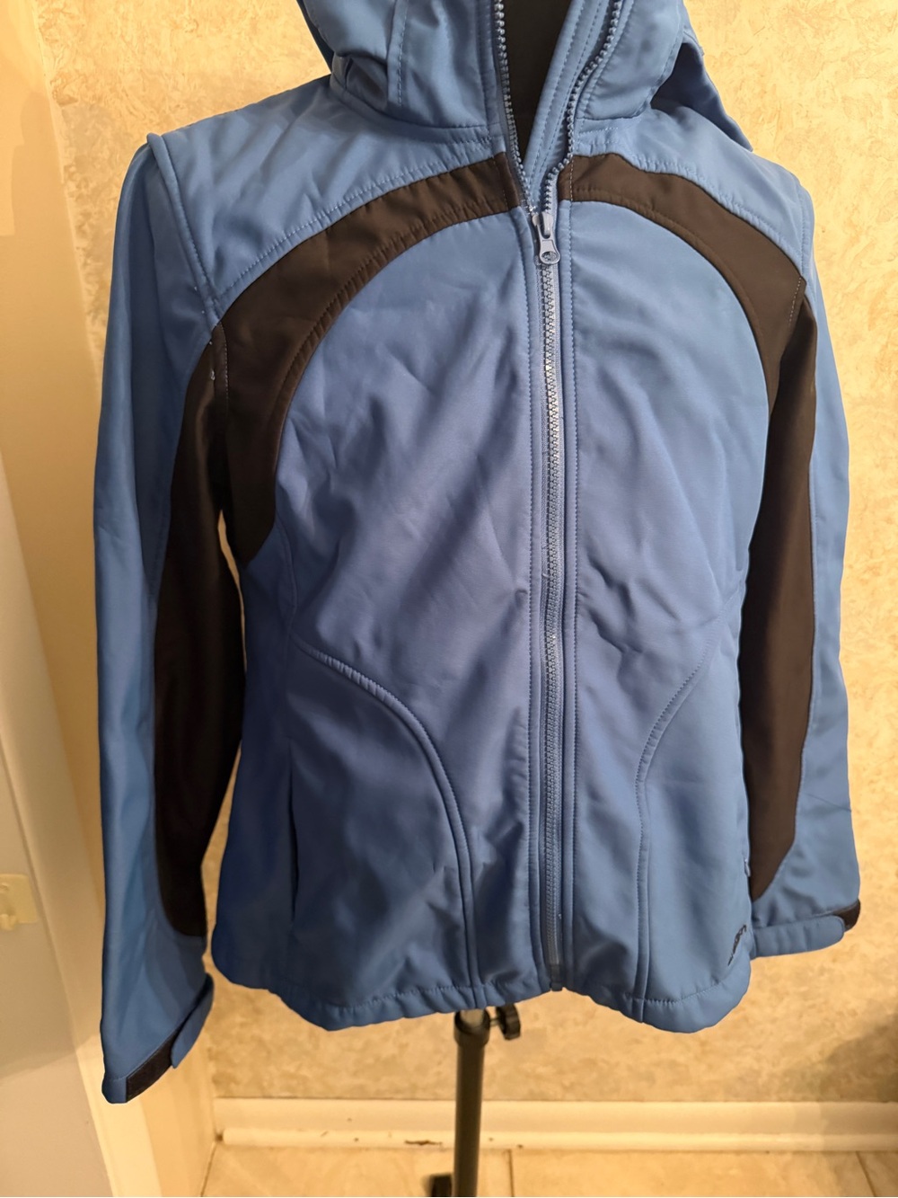 Athletech Blue Hooded Softshell Jacket with Black Panels